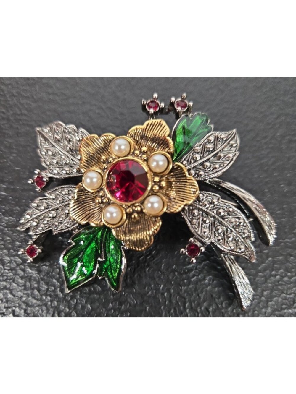 Vintage 1992 Avon Christmas Rhinestone Faux Pearl Enamel Flower Pin Brooch